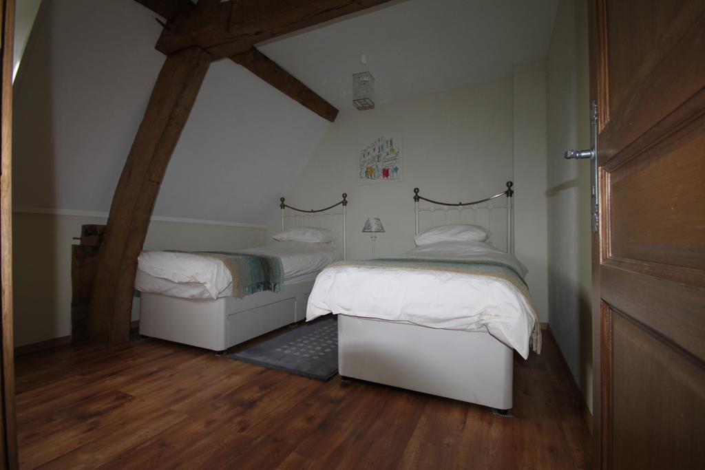 Chambres D'Hotes La Difference-Le Pressoir Rouelle 객실 사진